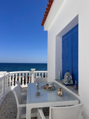Wavefront Samos Apartment